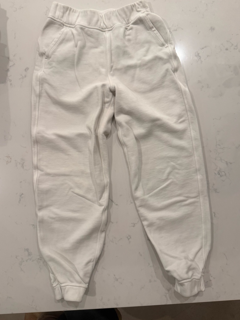 Lululemon Women Jogger Sweatpants White size 4